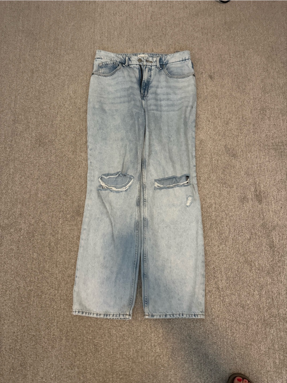 Good American Light Blue Baggy Jeans with Knee Rips